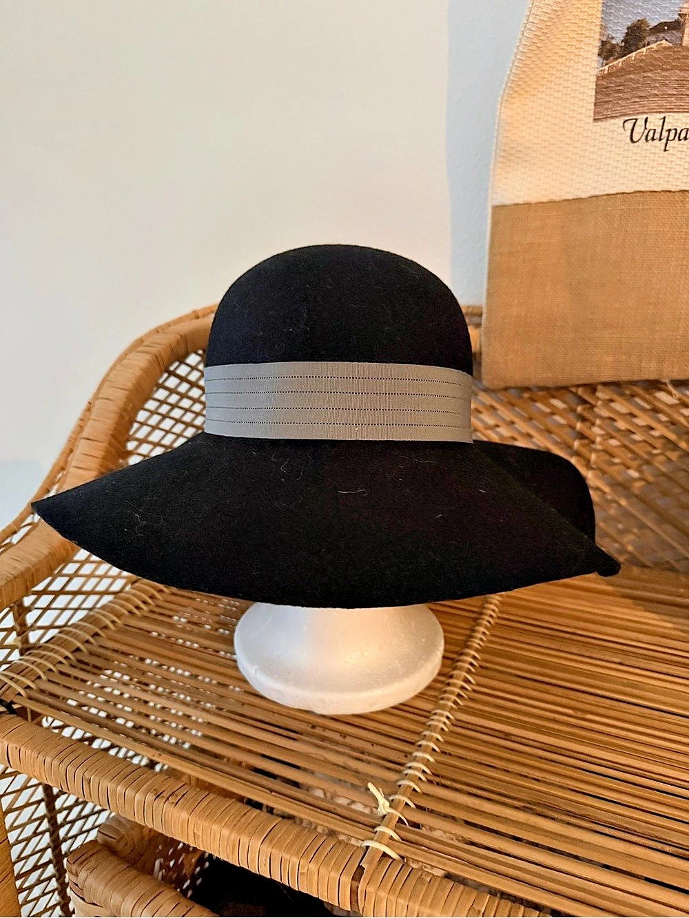 Goorrin Bros Coco Wide Brim Hat in Black Small NWT